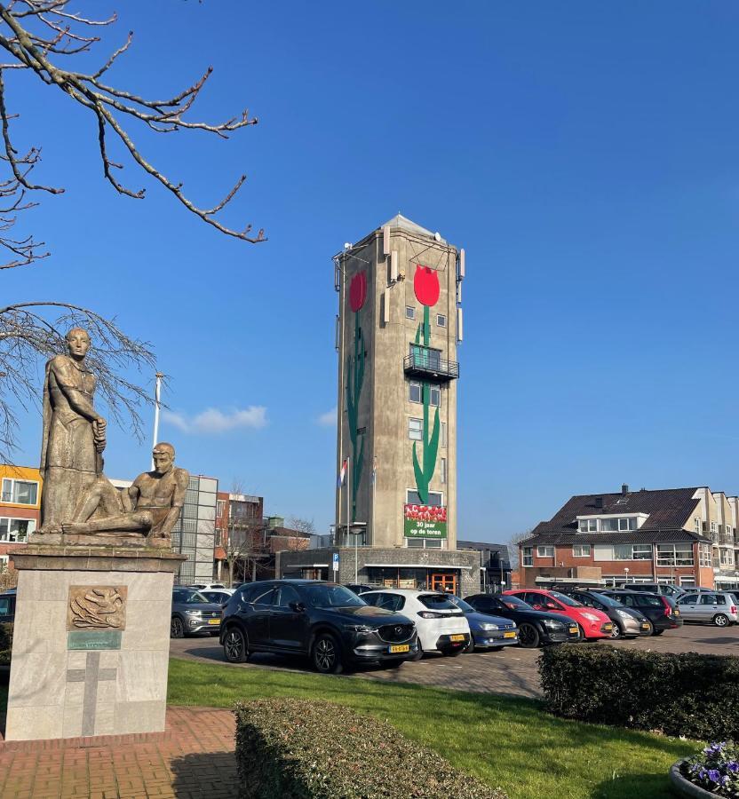B&B De Tulpentoren Roelofarendsveen Екстер'єр фото