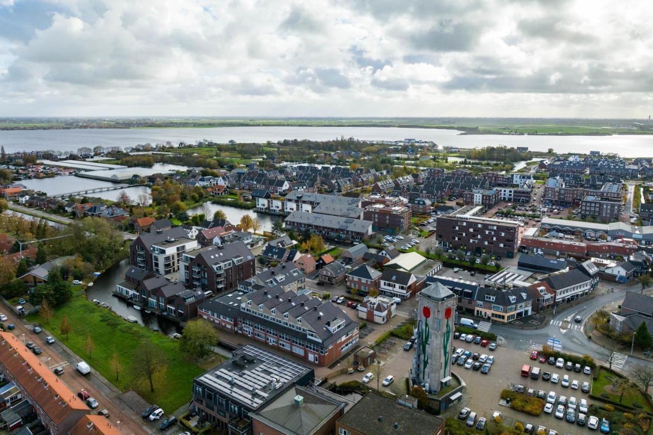 B&B De Tulpentoren Roelofarendsveen Екстер'єр фото